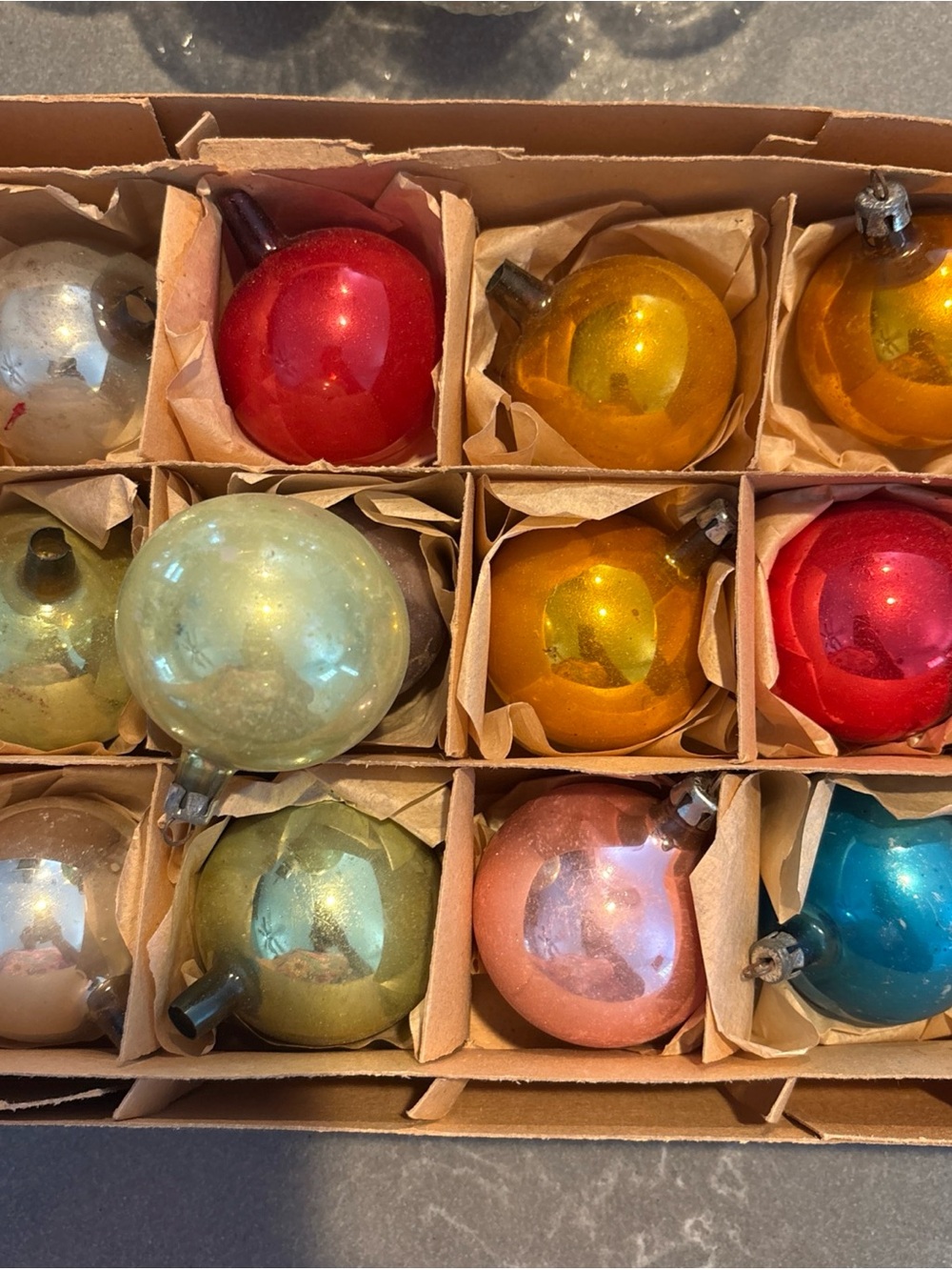 13 Beautiful Vintage Blown Glass Christmas Ornaments In Old Decorative Box